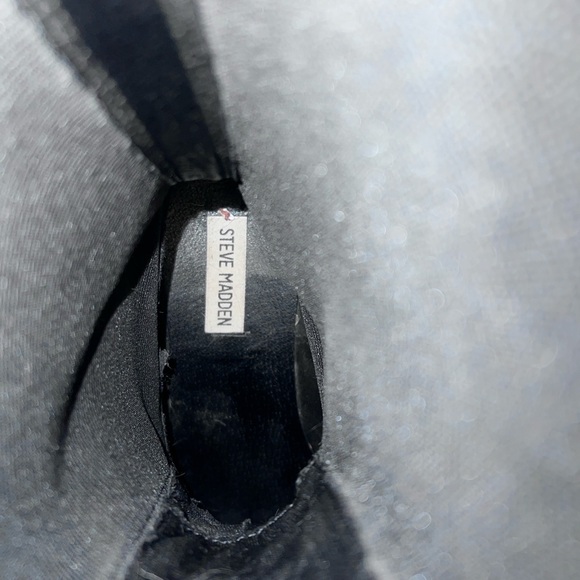 Steve Madden Black Slip-On Chelsea Platform Boots - Picture 4 of 13